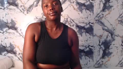 curvyj255 online show from July 20, 1:46 pm