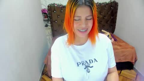 Snapshot of curvyjulieth chatting on December 21, 1:15 am Julieth online show from December 21, 1:15 am