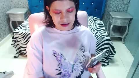 Snapshot of curvyjulieth chatting on September 23, 5:10 am Julieth online show from September 23, 5:10 am