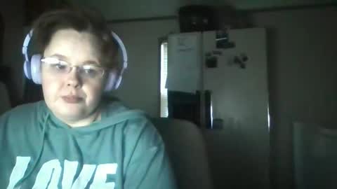 dahlia -kim online show from March 8, 11:58 am