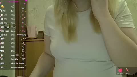 Snapshot of curvywild_lady30 chatting on February 26, 10:58 am Curvy online show from February 26, 10:58 am