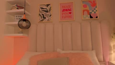 Amber  online show from January 18, 12:20 pm