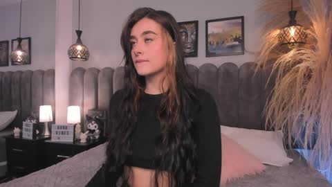 Snapshot of cute__cherry_ chatting on March 27, 8:41 pm Amber online show from March 27, 8:41 pm