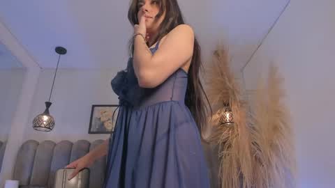 Snapshot of cute__cherry_ chatting on May 27, 8:39 pm Amber online show from May 27, 8:39 pm