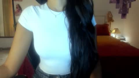 Alisha online show from April 4, 5:49 am