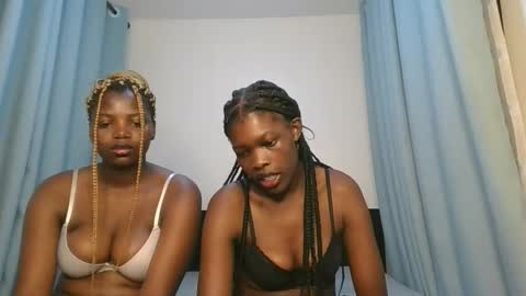 Snapshot of cute_angel11 chatting on October 24, 10:50 pm angel online show from October 24, 10:50 pm