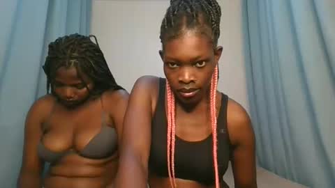 Snapshot of cute_angel11 chatting on November 7, 7:58 pm angel online show from November 7, 7:58 pm