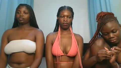 Snapshot of cute_angel11 chatting on November 15, 12:34 pm angel online show from November 15, 12:34 pm