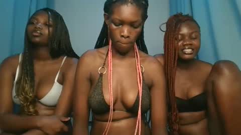 Snapshot of cute_angel11 chatting on December 4, 9:45 pm angel online show from December 4, 9:45 pm