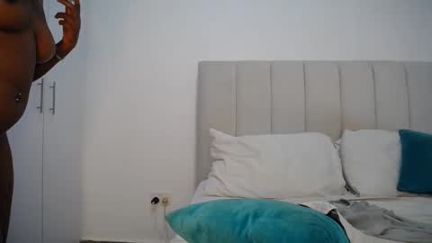 Liya online show from January 5, 5:27 pm