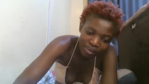 Snapshot of cute_banice chatting on December 23, 11:28 pm cute_banice online show from December 23, 11:28 pm