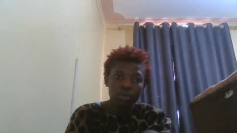 Snapshot of cute_banice chatting on December 25, 10:39 am cute_banice online show from December 25, 10:39 am