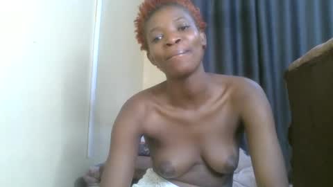 Snapshot of cute_banice chatting on December 31, 1:04 am cute_banice online show from December 31, 1:04 am