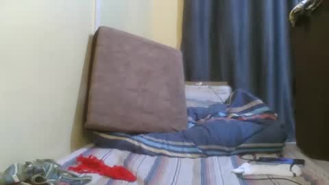 Snapshot of cute_banice chatting on January 3, 11:12 pm cute_banice online show from January 3, 11:12 pm