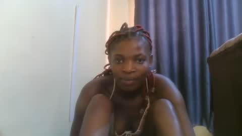 Snapshot of cute_banice chatting on January 19, 1:33 pm cute_banice online show from January 19, 1:33 pm