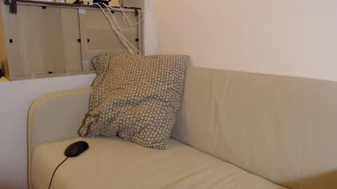 Tomas online show from December 19, 6:37 pm