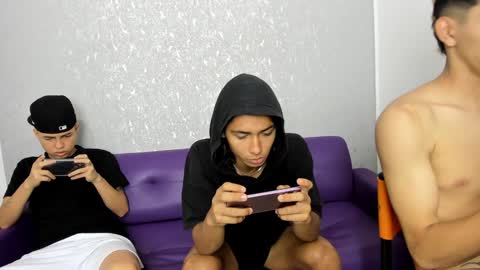 Snapshot of cute_boys18 chatting on January 17, 1:56 pm ARTURO-18 MATIAS-18 NIKOLAY-19 HADES-18 GABO-19 online show from January 17, 1:56 pm