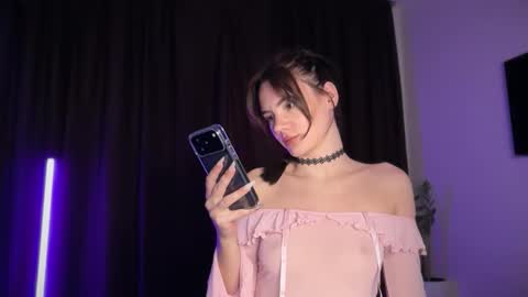 cute_bubbles online show from February 1, 1:59 am