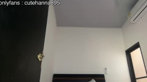 cute online show from April 16, 4:52 pm