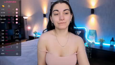 Snapshot of cute_chus chatting on January 10, 2:25 am Hanna online show from January 10, 2:25 am