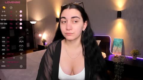 Snapshot of cute_chus chatting on January 24, 1:56 am Hanna online show from January 24, 1:56 am