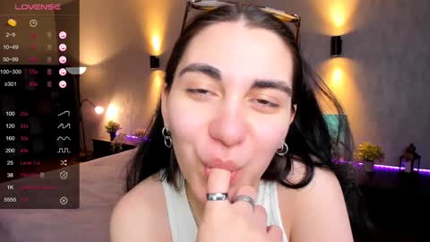 Snapshot of cute_chus chatting on January 28, 5:22 am Hanna online show from January 28, 5:22 am