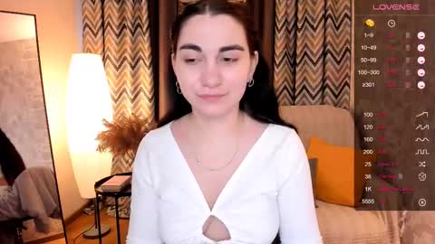 Snapshot of cute_chus chatting on February 11, 7:44 am Hanna online show from February 11, 7:44 am