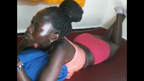 cute_doria online show from September 25, 5:27 pm