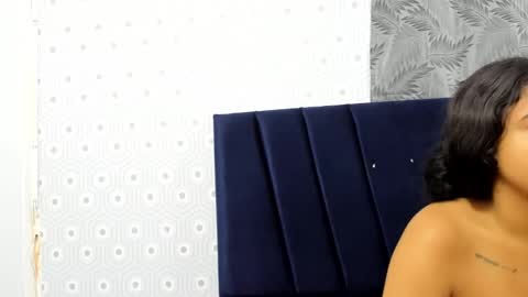 cute_ebony_18_ online show from February 10, 3:16 pm