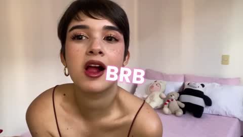 Snapshot of cute_eyess chatting on December 21, 11:13 pm Cute online show from December 21, 11:13 pm
