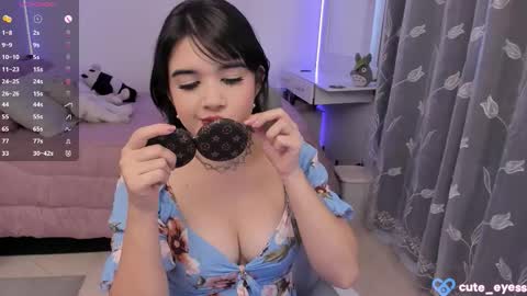 Cute online show from February 10, 9:08 pm