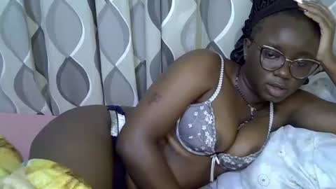daddysdoll online show from May 28, 6:54 am