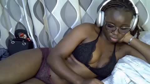 daddysdoll online show from July 2, 11:22 pm