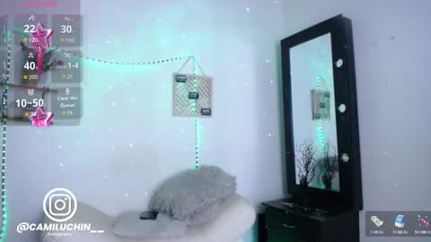 Snapshot of cute_horny12 chatting on September 22, 4:58 am Cute horny1 online show from September 22, 4:58 am