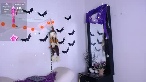 Snapshot of cute_horny12 chatting on October 17, 4:26 am Cute horny1 online show from October 17, 4:26 am