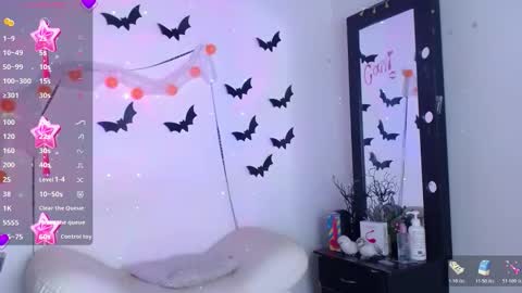 Snapshot of cute_horny12 chatting on November 8, 1:39 am Cute horny1 online show from November 8, 1:39 am