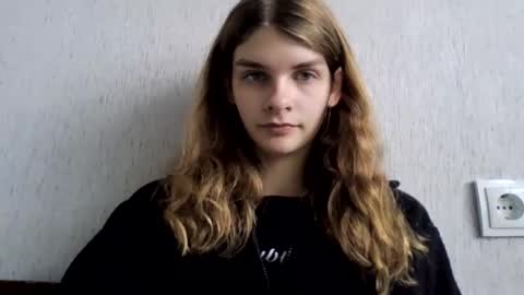 cute_kitte online show from December 15, 7:46 am