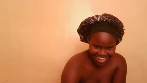 cute_latifah online show from February 1, 11:20 am