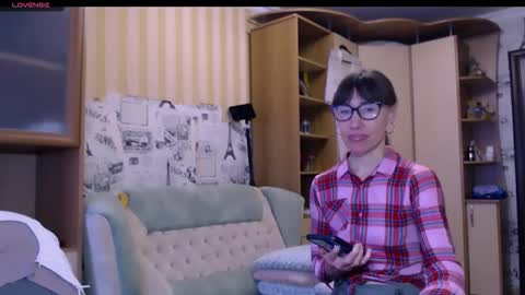 cute_lion_ online show from February 21, 12:28 pm