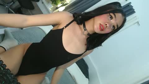 Jane online show from February 9, 8:02 pm