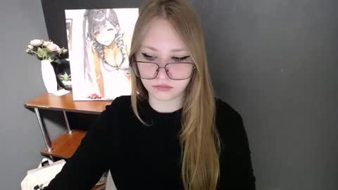 Snapshot of cute_minx chatting on May 14, 6:31 am Veronica online show from May 14, 6:31 am