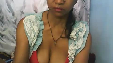 Snapshot of cute_moll chatting on January 2, 7:55 am murielle online show from January 2, 7:55 am