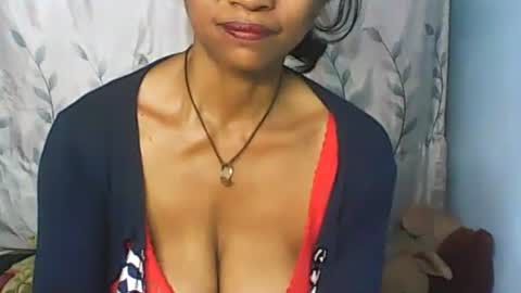 Snapshot of cute_moll chatting on February 15, 8:22 am murielle online show from February 15, 8:22 am