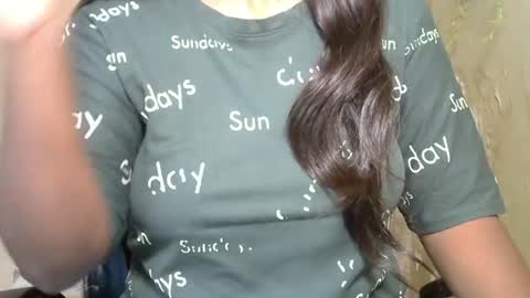 Snapshot of cute_payalji chatting on May 8, 2:06 am alia online show from May 8, 2:06 am