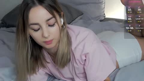 Snapshot of cute_perverts chatting on February 1, 4:11 pm Eva online show from February 1, 4:11 pm