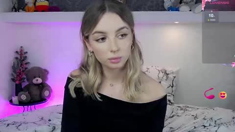 Snapshot of cute_perverts chatting on February 24, 6:26 pm Eva online show from February 24, 6:26 pm