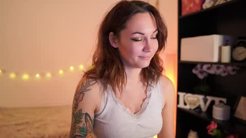 Snapshot of cute_ruth chatting on October 7, 6:38 pm Katarina online show from October 7, 6:38 pm