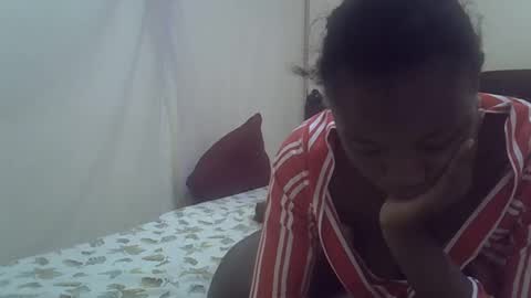 cute_savanna online show from October 7, 5:15 am