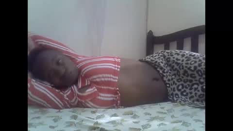 cute_savanna online show from October 8, 5:05 am