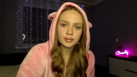 Snapshot of cute_shy06 chatting on December 15, 8:24 pm cute_shy06 online show from December 15, 8:24 pm